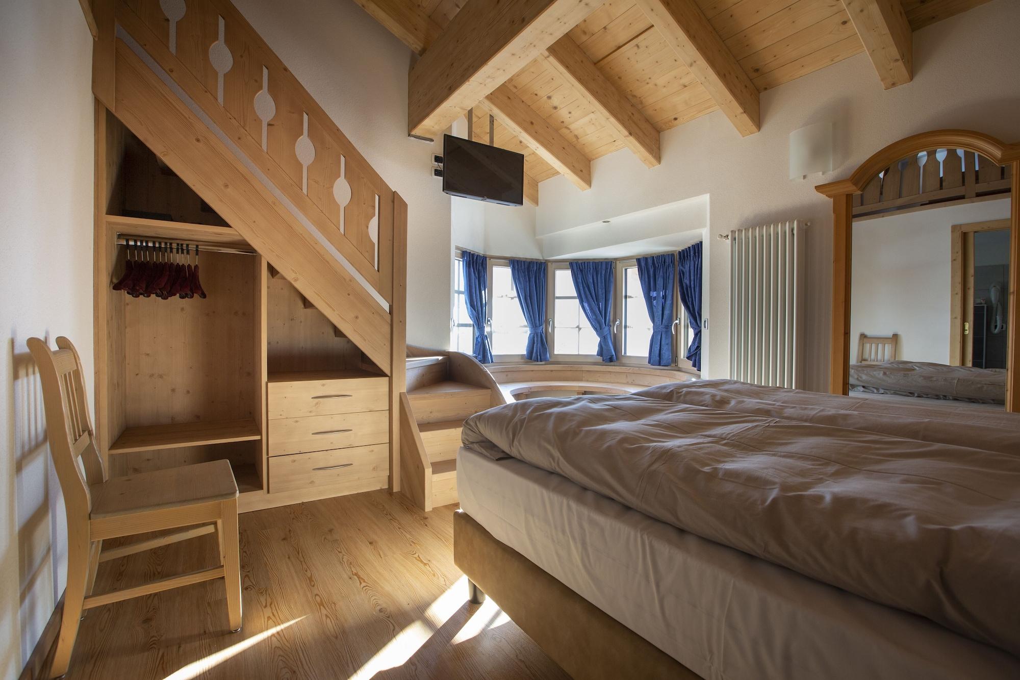 Hotel "La Suisse" Livigno Dış mekan fotoğraf