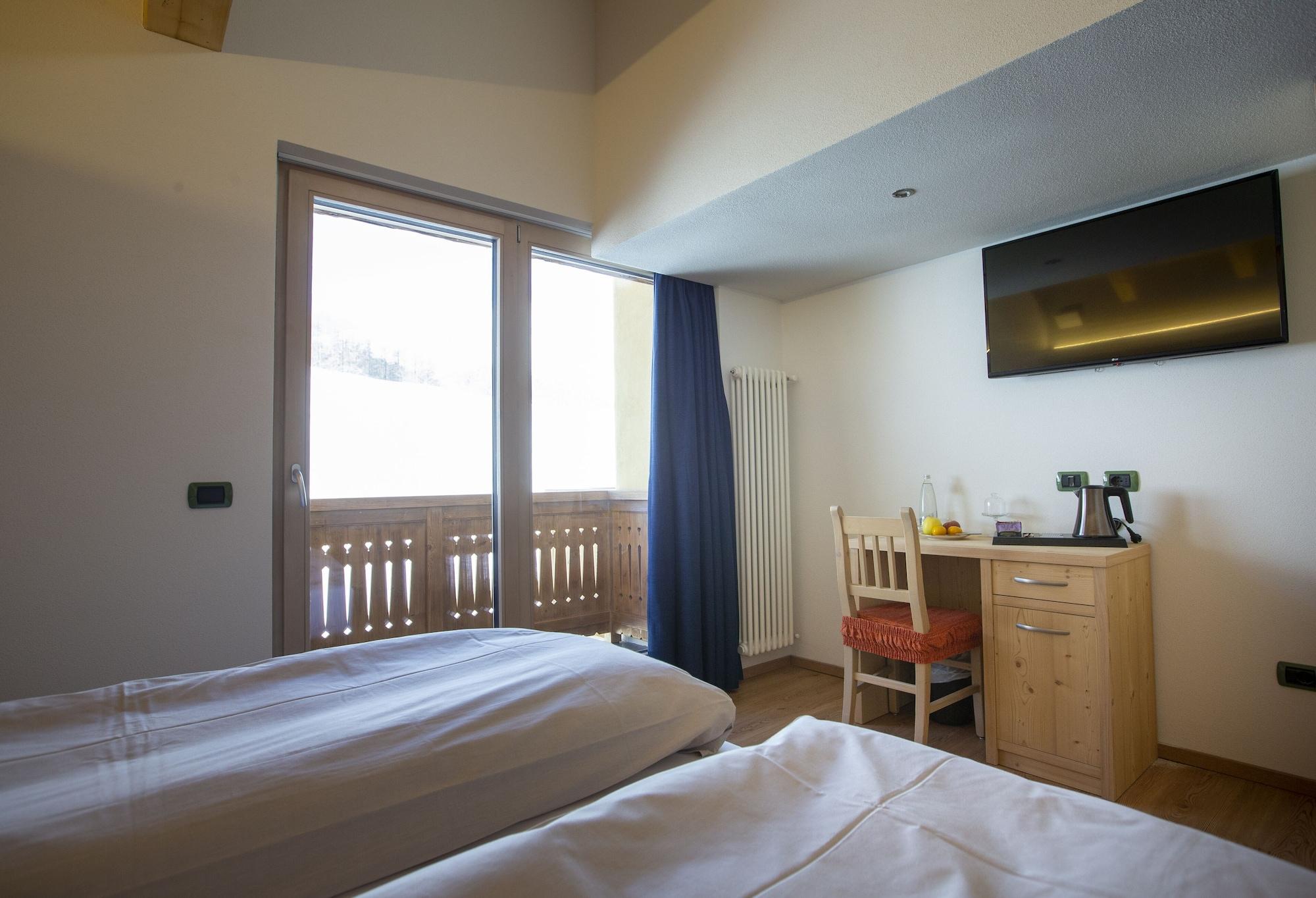 Hotel "La Suisse" Livigno Dış mekan fotoğraf