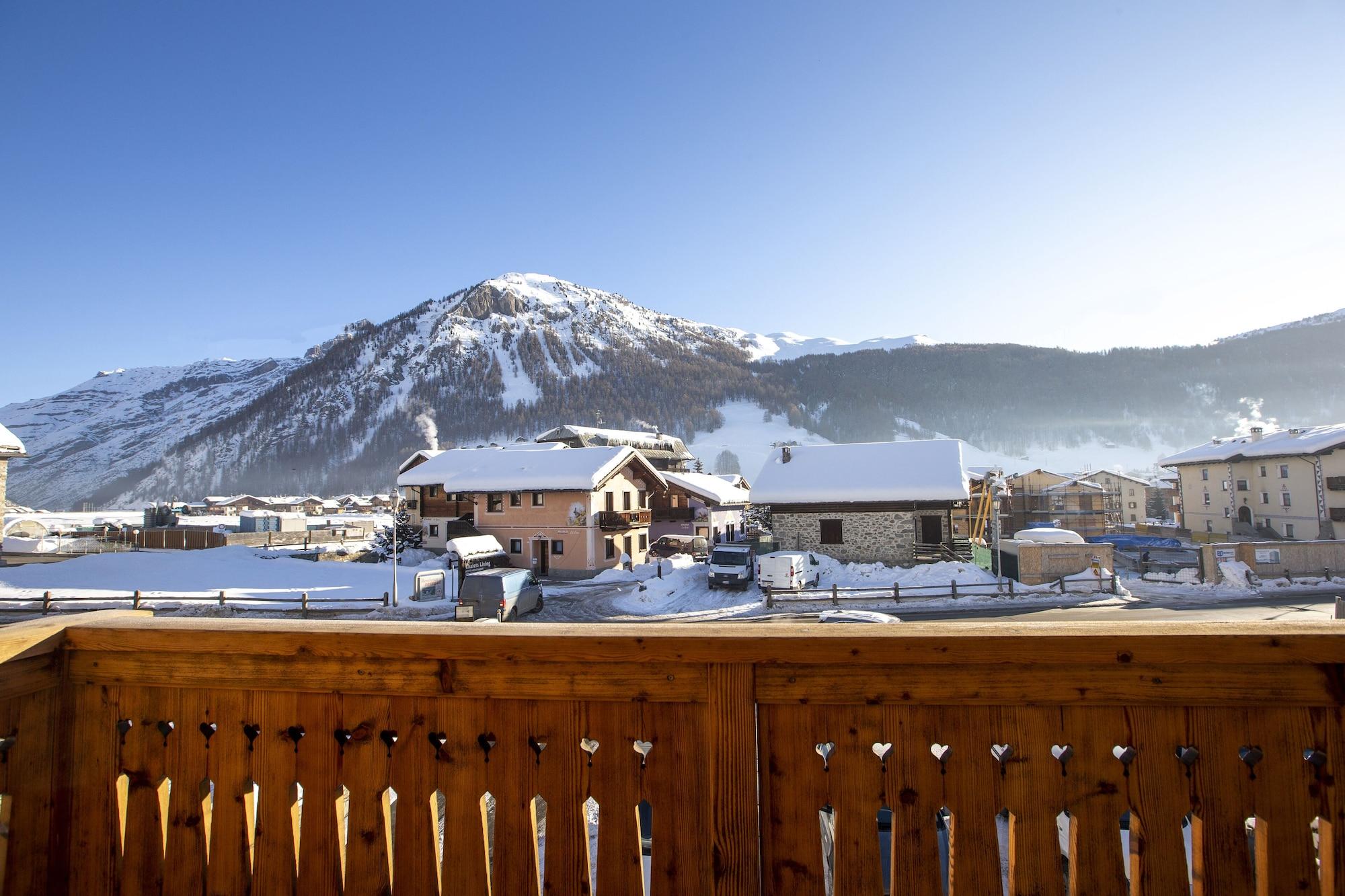 Hotel "La Suisse" Livigno Dış mekan fotoğraf