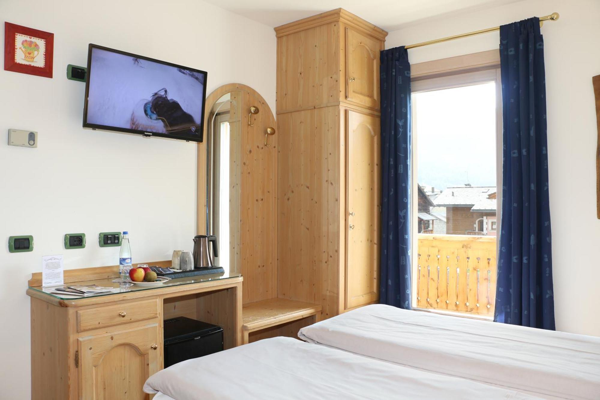 Hotel "La Suisse" Livigno Dış mekan fotoğraf